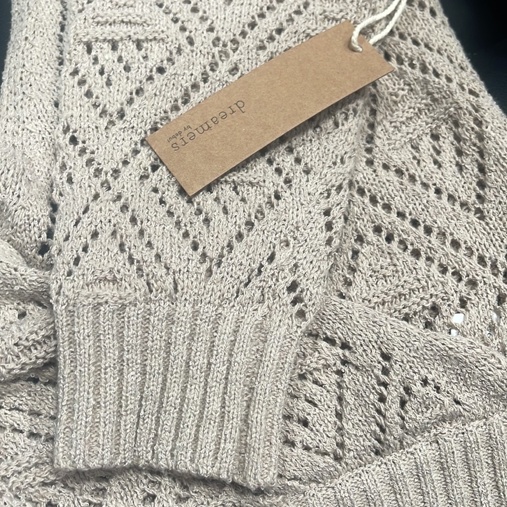 Sweater - Picture 7 of 8